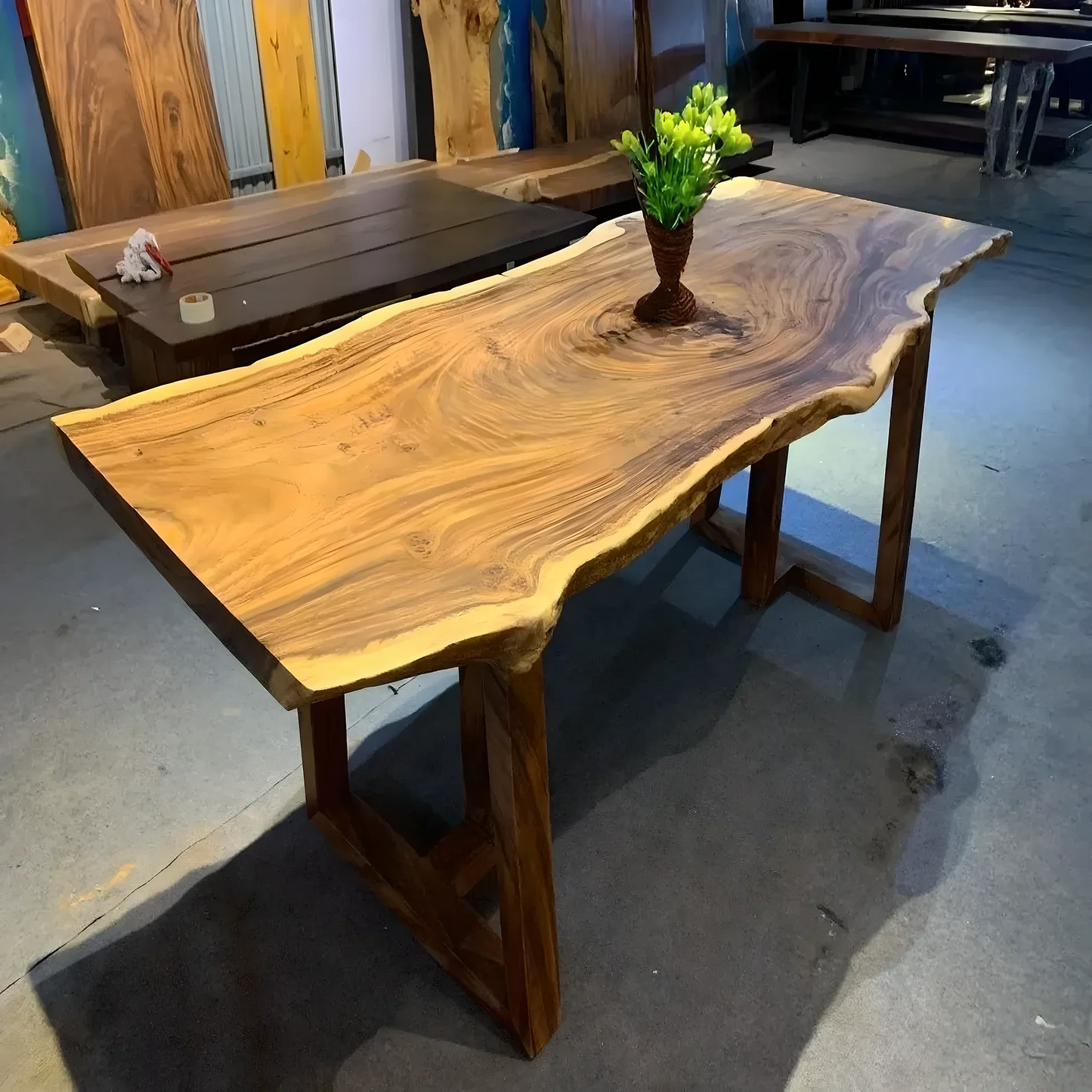 Full modern dining table