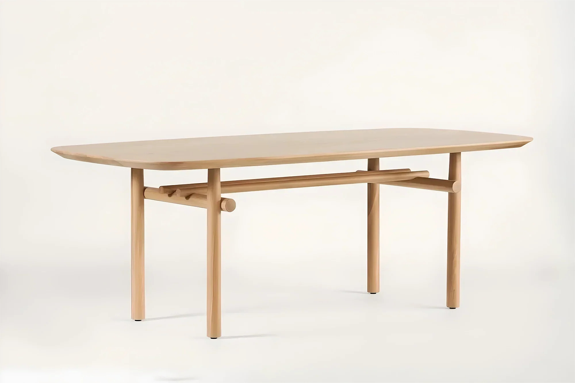 Steekla dining table comfortably seats 6-8 people